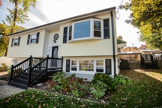 48 Cedar Dr, Danbury, CT 06811