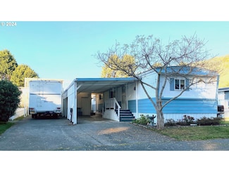 16131 W Hoffeldt Ln, Brookings, OR 97415