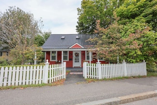 178 N State St, Concord, NH 03301