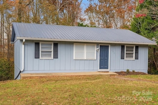 152 Northview Dorsey St, Rutherfordton, NC 28139