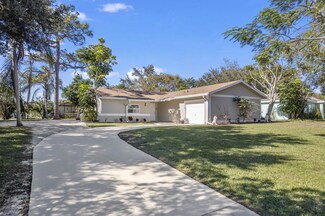 333 SW Kentwood Rd, Port Saint Lucie, FL 34953