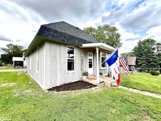 912 Tarkington St, Harlan, IA 51537