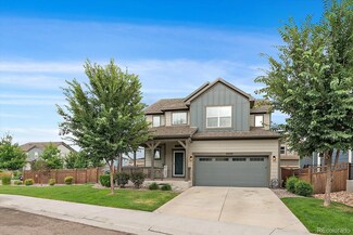 8208 S Trails Edge Way, Centennial, CO 80112