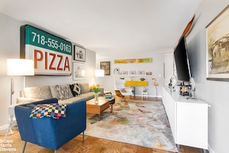 140 W End Ave Unit 11B, New York, NY 10023