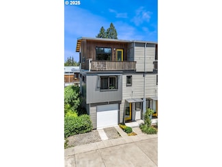 2728 Friendly St, Eugene, OR 97405