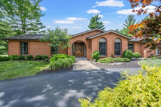 10601 Adventure Ln, Montgomery, OH 45242