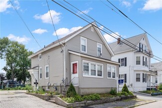 60 Thomas Ave, Pawtucket, RI 02860