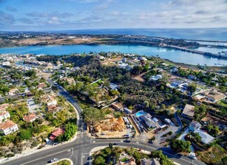 4275 Hillside Dr, Carlsbad, CA 92008