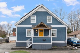 21 Asselin St, Warren, RI 02885