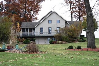 820 High St, Mineral Point, WI 53565