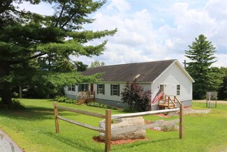 78 Cedar St, Brandon, VT 05733