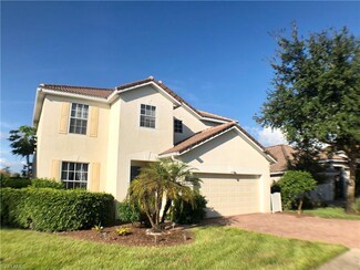2033 Fairmont Ln, Naples, FL 34120