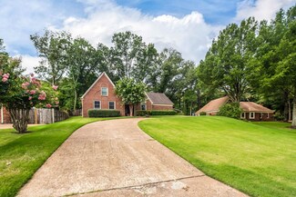 8353 Grand Oak Dr, Germantown, TN 38138