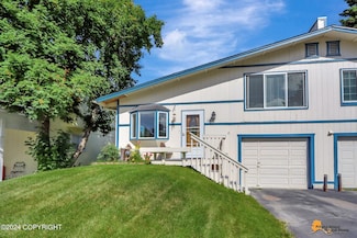 255 Fawn Ct, Anchorage, AK 99515