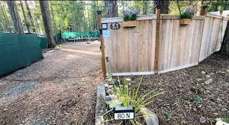 80 N Fircrest Place, Hoodsport, WA 98548