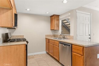 1144 W Blaine St Unit 104, Riverside, CA 92507
