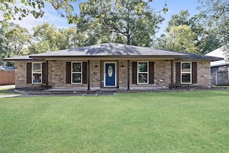 6725 Knollwood Dr, Beaumont, TX 77706