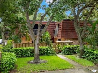 2712 12th Ct, Palm Harbor, FL 34684