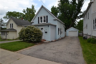 156 Parce Ave, Fairport, NY 14450