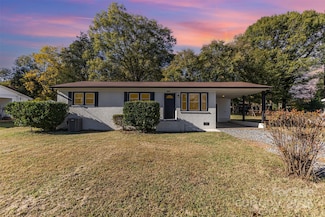 2334 Woodleaf Dr, Gastonia, NC 28052