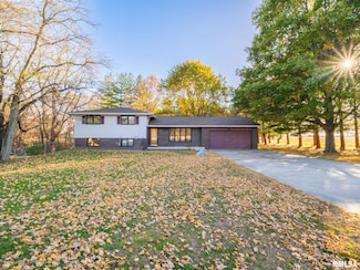 9622 W Lancaster Rd, Peoria, IL 61607