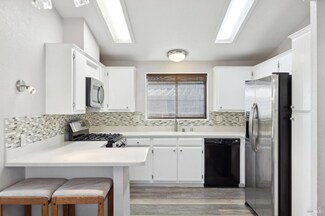 59 Shamrock Cir, Santa Rosa, CA 95403