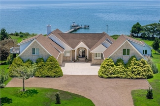 3308 Windmill Point Rd, White Stone, VA 22578