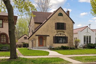 2160 Saint Clair Ave, Saint Paul, MN 55105