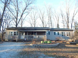 729 Deer Run Rd, Orleans, IN 47452
