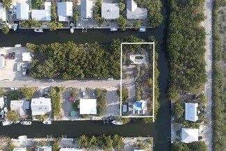 29007 Palmetto Dr, Big Pine Key, FL 33043