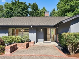 2785 SW 99th Ave, Portland, OR 97225