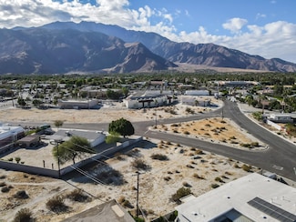 1880 Carriage Ln, Palm Springs, CA 92262
