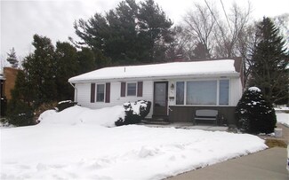 45 Monroe St, Silver Creek, NY 14136