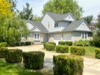 5860 Par View Dr, Ypsilanti, MI 48197