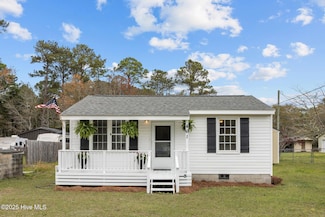 461 Old Folkstone Rd, Holly Ridge, NC 28445