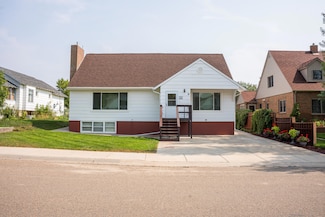 716 Ohio St N, Chinook, MT 59523