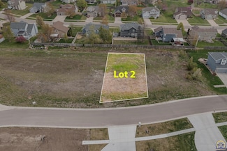2632 SW Sherwood Park Dr Unit Lot 2, Block B, Topeka, KS 66614