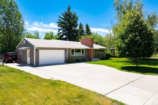 409 Riverview Ct, Great Falls, MT 59404