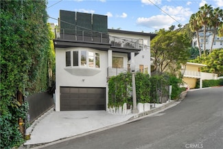 1571 Queens Rd, Los Angeles, CA 90069