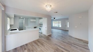 782 SE Lighthouse Ave, Port Saint Lucie, FL 34983