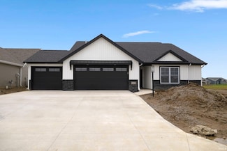 5271 Elk Run Place, Eel River Township, IN 46818