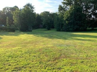 10 Sunset Ave, Lisbon, ME 04252