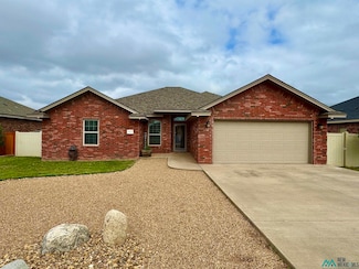 3313 Northglen Dr, Clovis, NM 88101