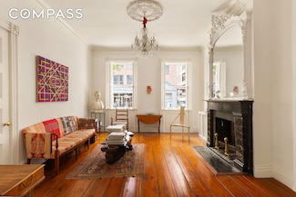 29 Vandam St, New York, NY 10013