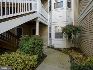5829 Wyndham Cir, Columbia, MD 21044
