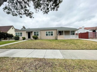 1105 N Olive St, Santa Ana, CA 92703