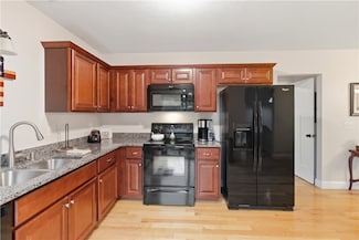 1 Jupiter Ln Unit B, Richmond, RI 02898