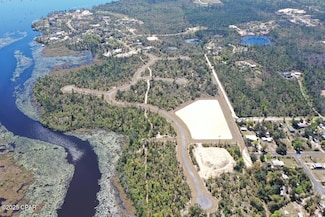 9862 Summer Creek Dr, Southport, FL 32409