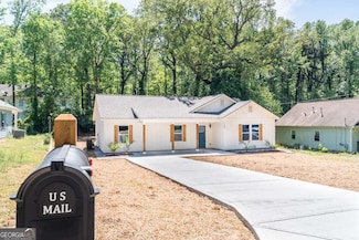783 Britt Rd SW, Mableton, GA 30126