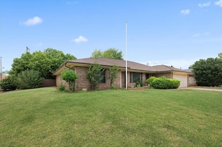 12001 Camelot Place, Oklahoma City, OK 73120
